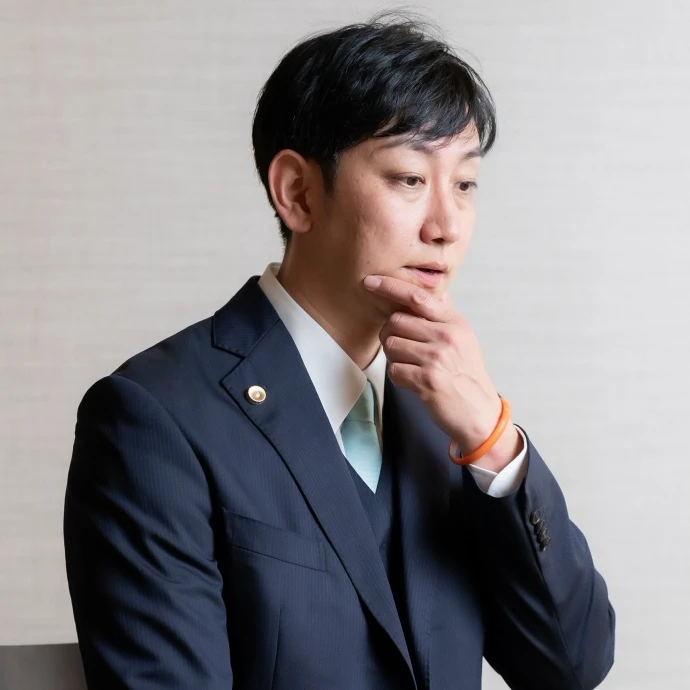 代表弁護士　外岡　潤